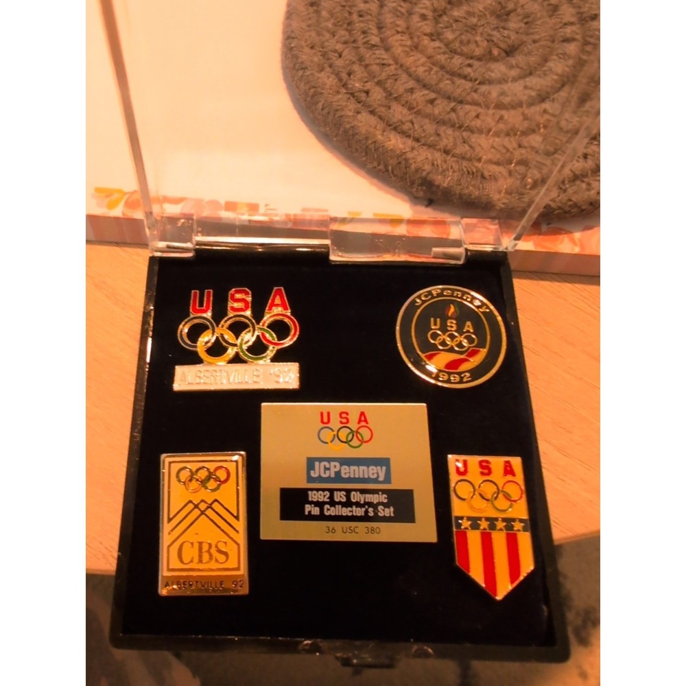 1992  Albertville JCPenny US Olympic Pin Collector Set‎ in Case - Lot of 5 Pins